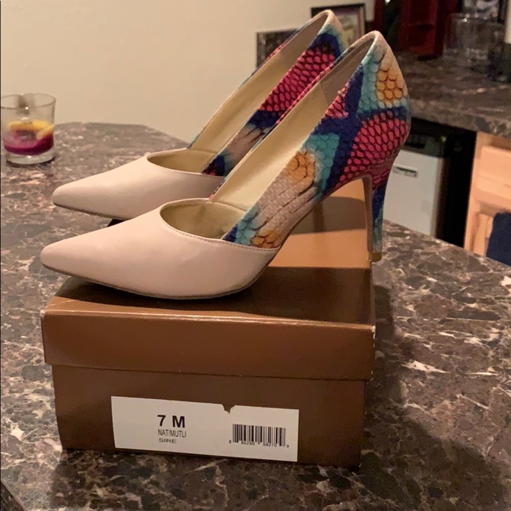 Audrey Brooke pumps